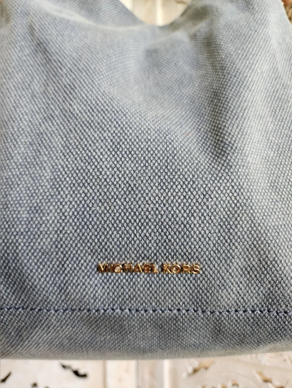 Michael Kors Isla Large Grab Bag- Blue Denim Canvas - Picture 2 of 11